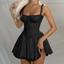 Vestido Curto Branco com Corpete de Renda